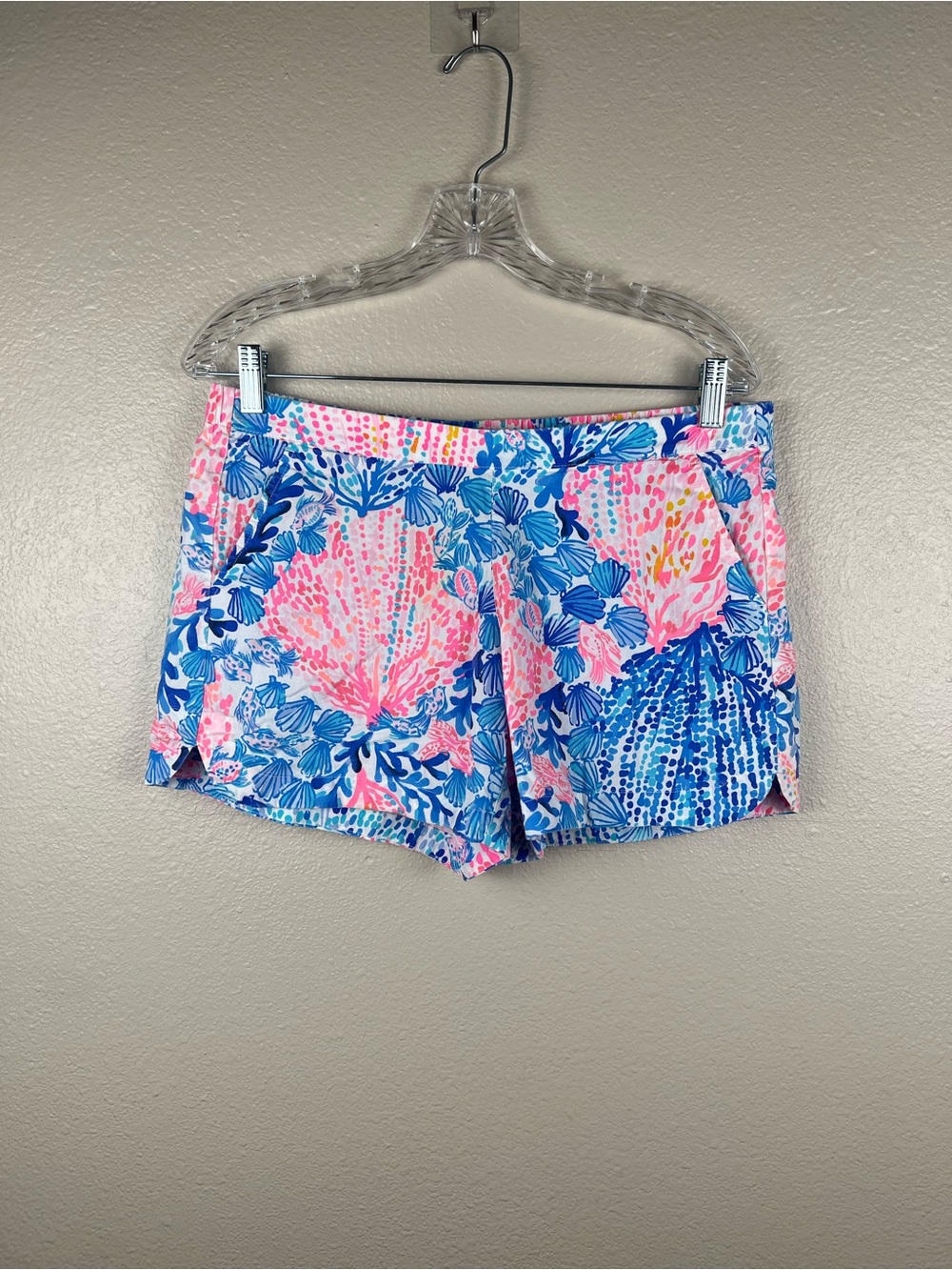 Lilly Pulitzer Pink Blue Coral Print Shorts Size M